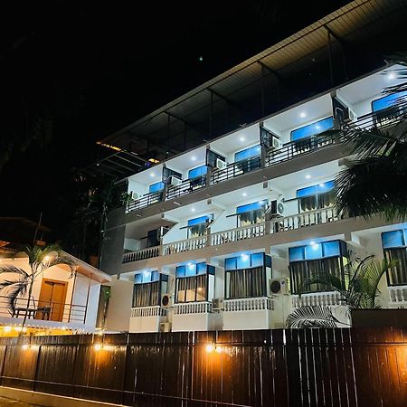 Hotel Pleasure Inn Near Turtle Beach Morjim Manage By Ld Group Of Hospitality Экстерьер фото