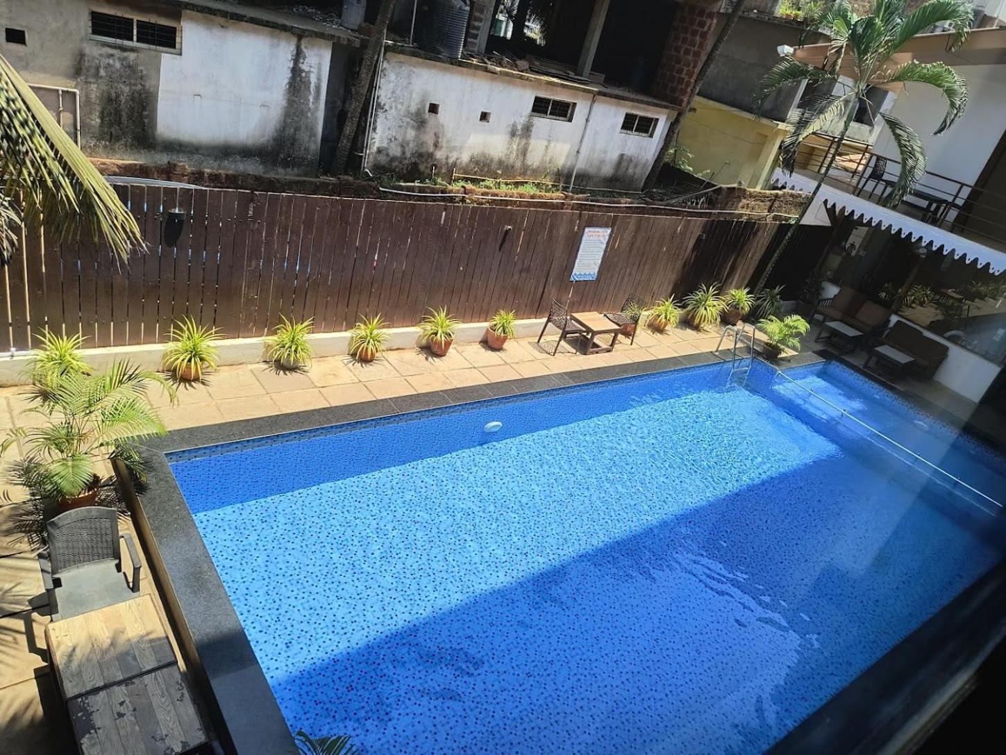 Hotel Pleasure Inn Near Turtle Beach Morjim Manage By Ld Group Of Hospitality Экстерьер фото